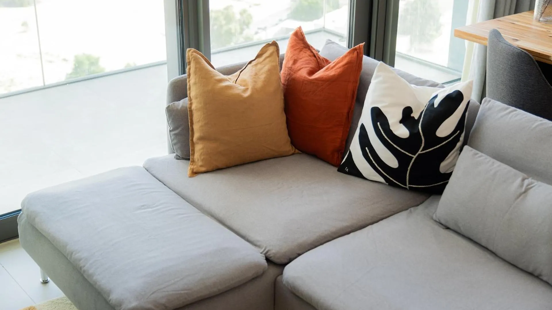 Apartment Elite Escape Holiday Home - 1 Bhk Getaway With Dubai Mall Access - 1510 United Arab Emirates